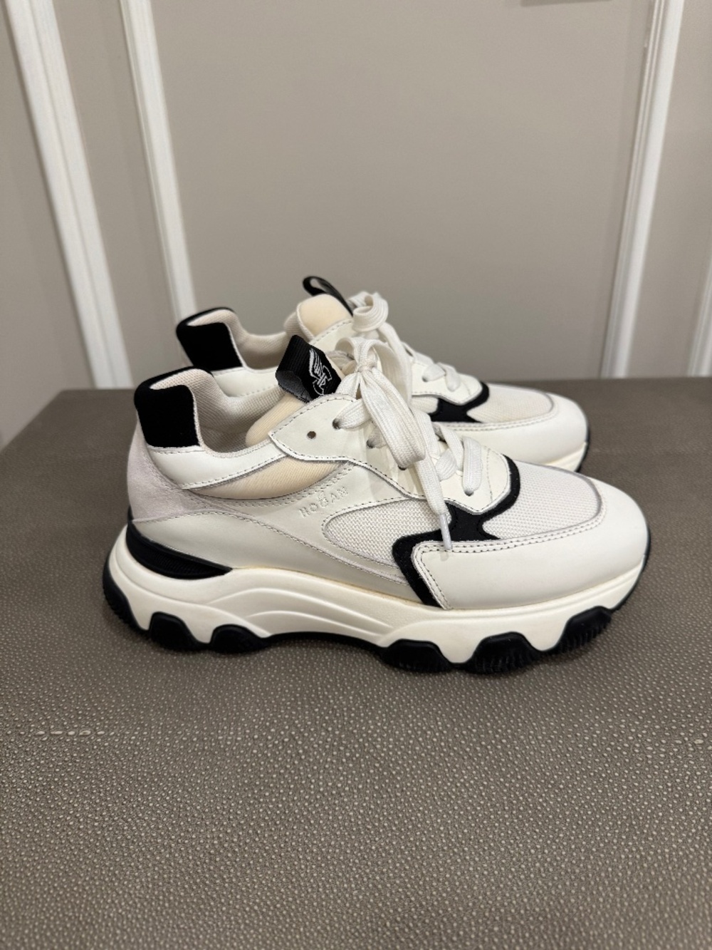 Hogan Hyperactive Black and White Sneakers Size 37